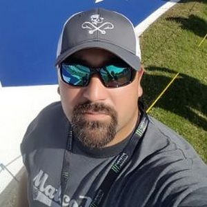 Meet your Posher, Adam